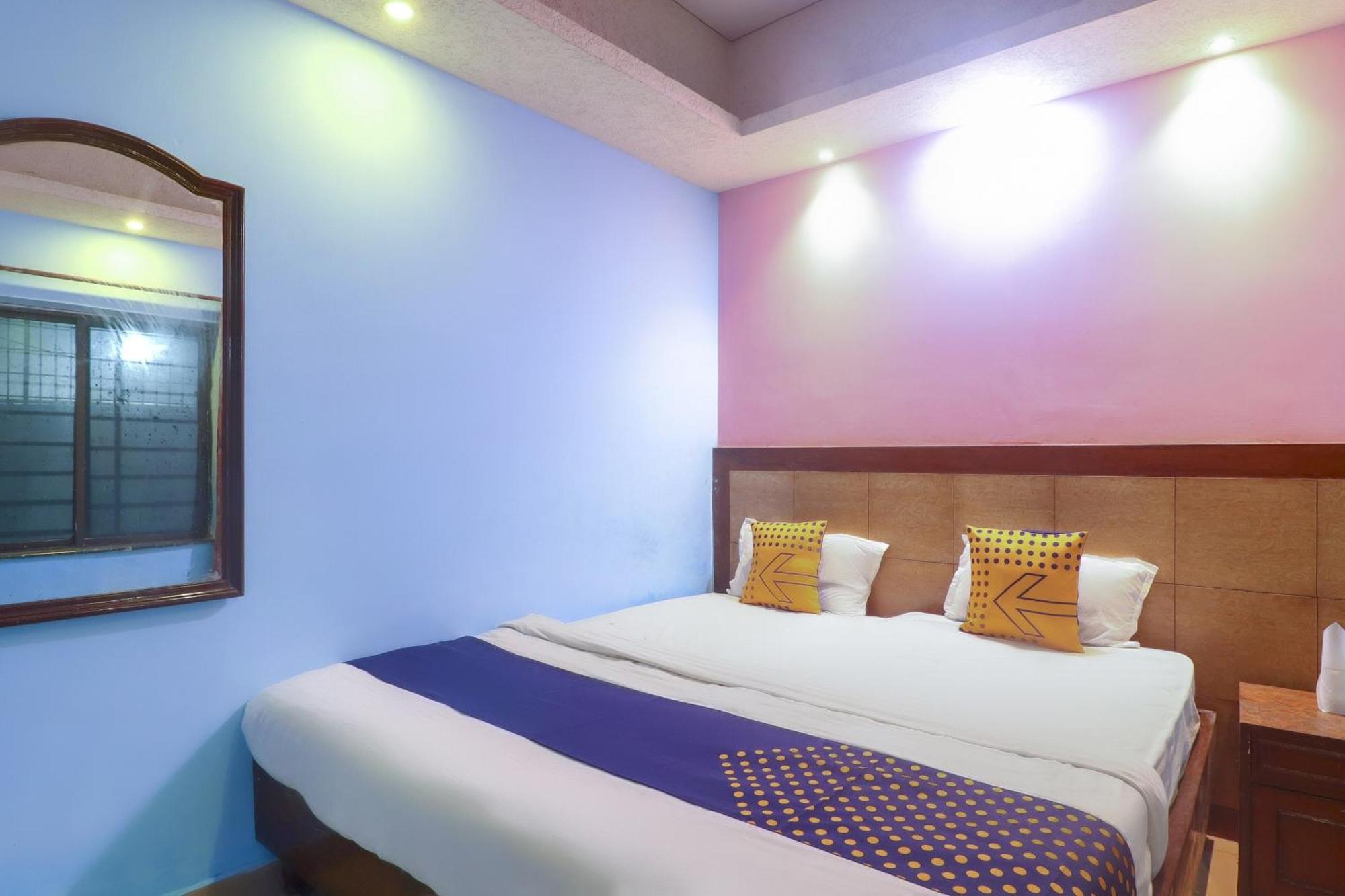 สปอต ออน 75963 โฮเทล ปริ้นซ์ Hotel พุทธคยา ภายนอก รูปภาพ