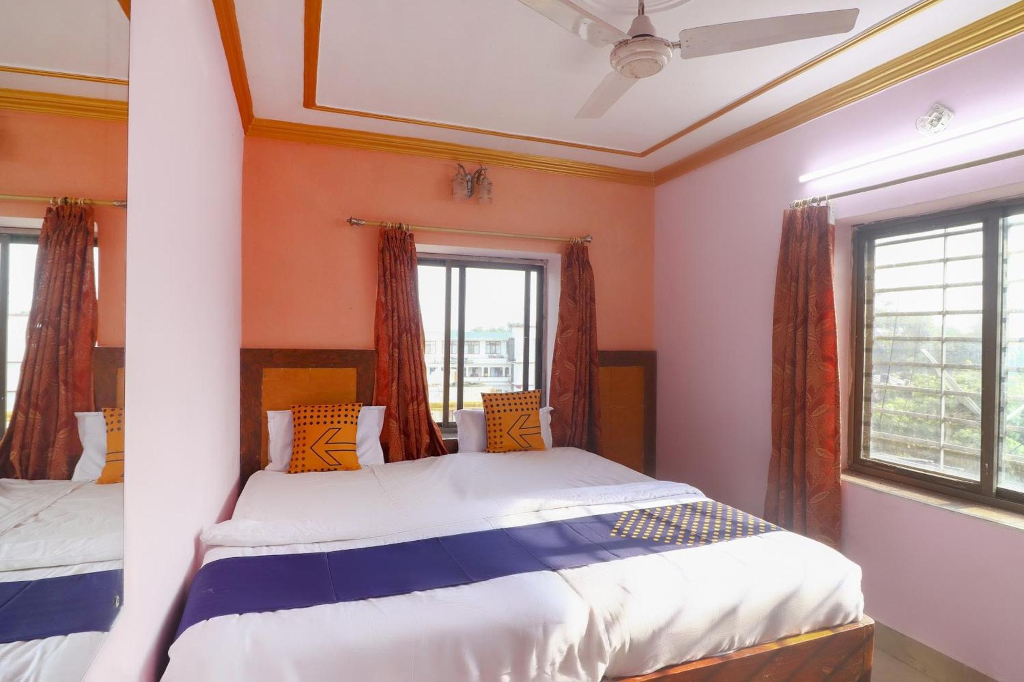 สปอต ออน 75963 โฮเทล ปริ้นซ์ Hotel พุทธคยา ภายนอก รูปภาพ