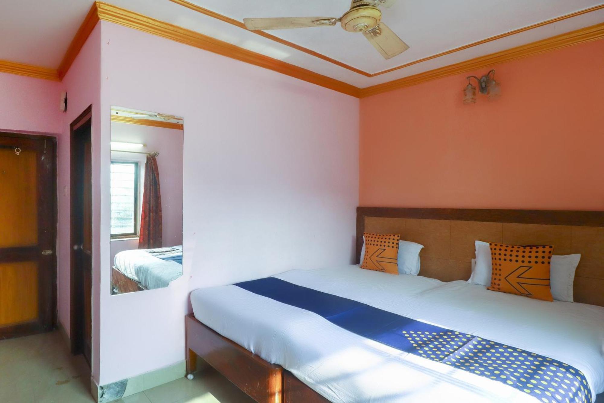 สปอต ออน 75963 โฮเทล ปริ้นซ์ Hotel พุทธคยา ภายนอก รูปภาพ
