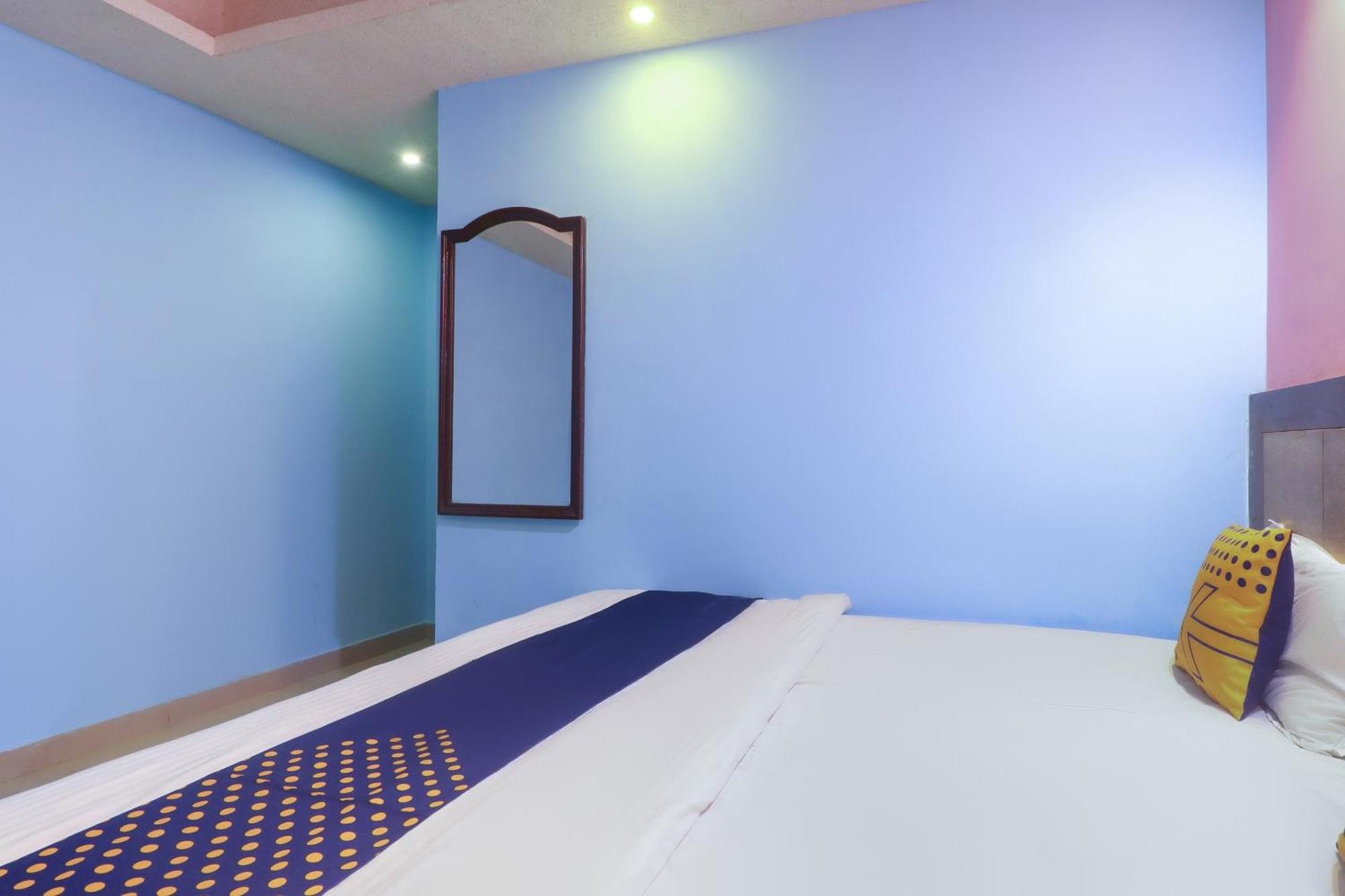 สปอต ออน 75963 โฮเทล ปริ้นซ์ Hotel พุทธคยา ภายนอก รูปภาพ